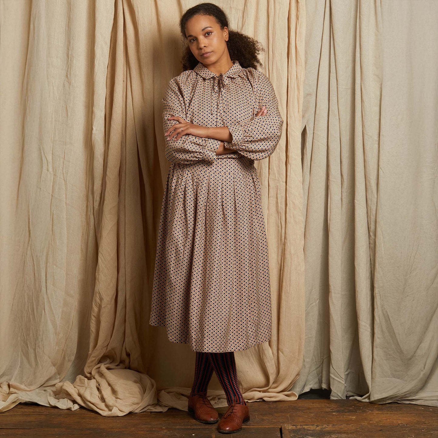 joan/tiles/ivory