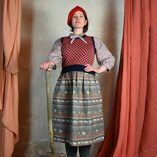 20% OFF! florence/spinning horses/teal/S