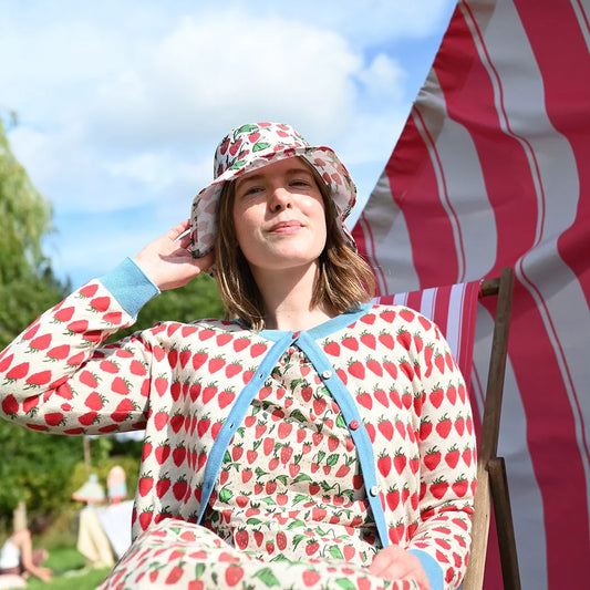 cardigan/strawberries/red