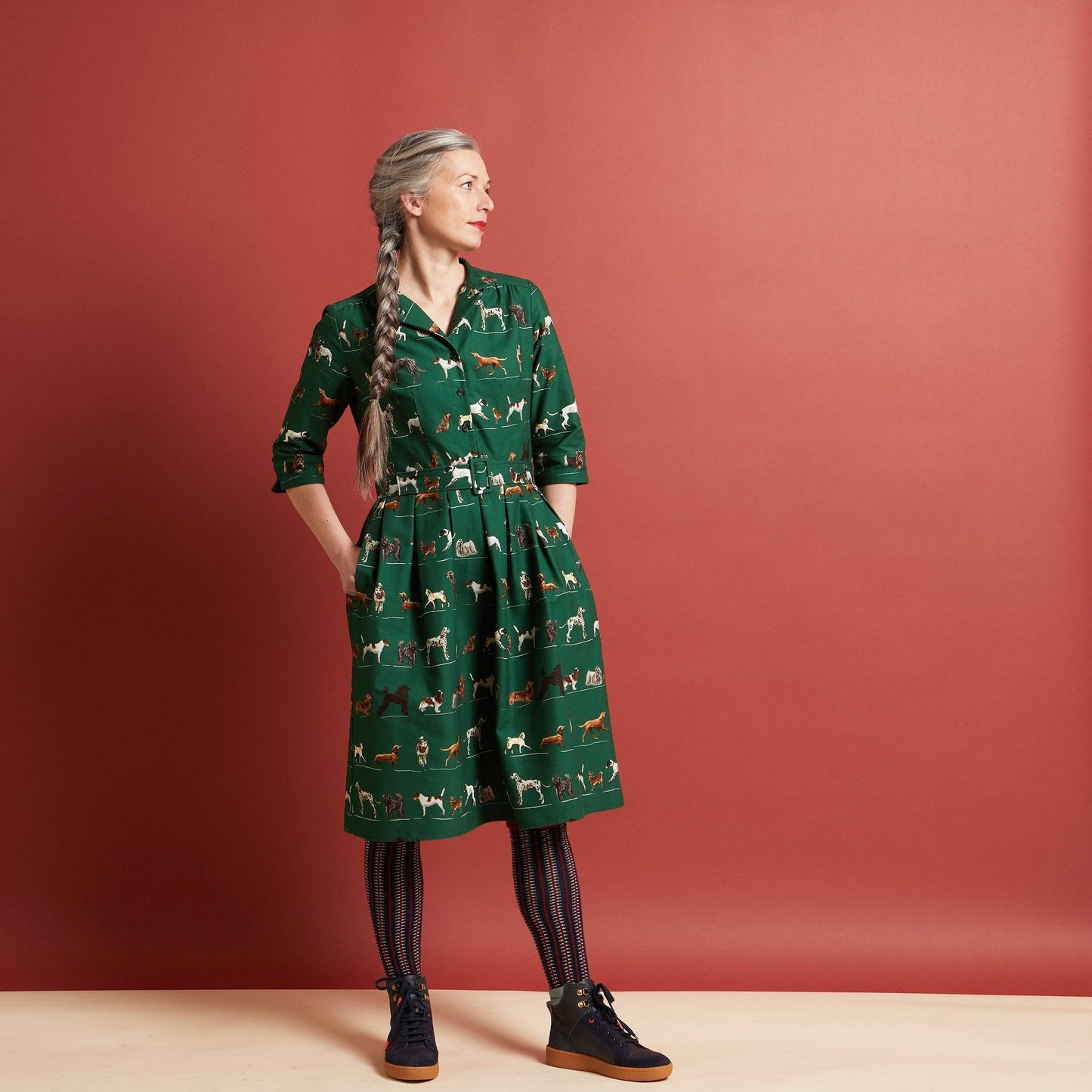 cynthia/porcelain dogs/green