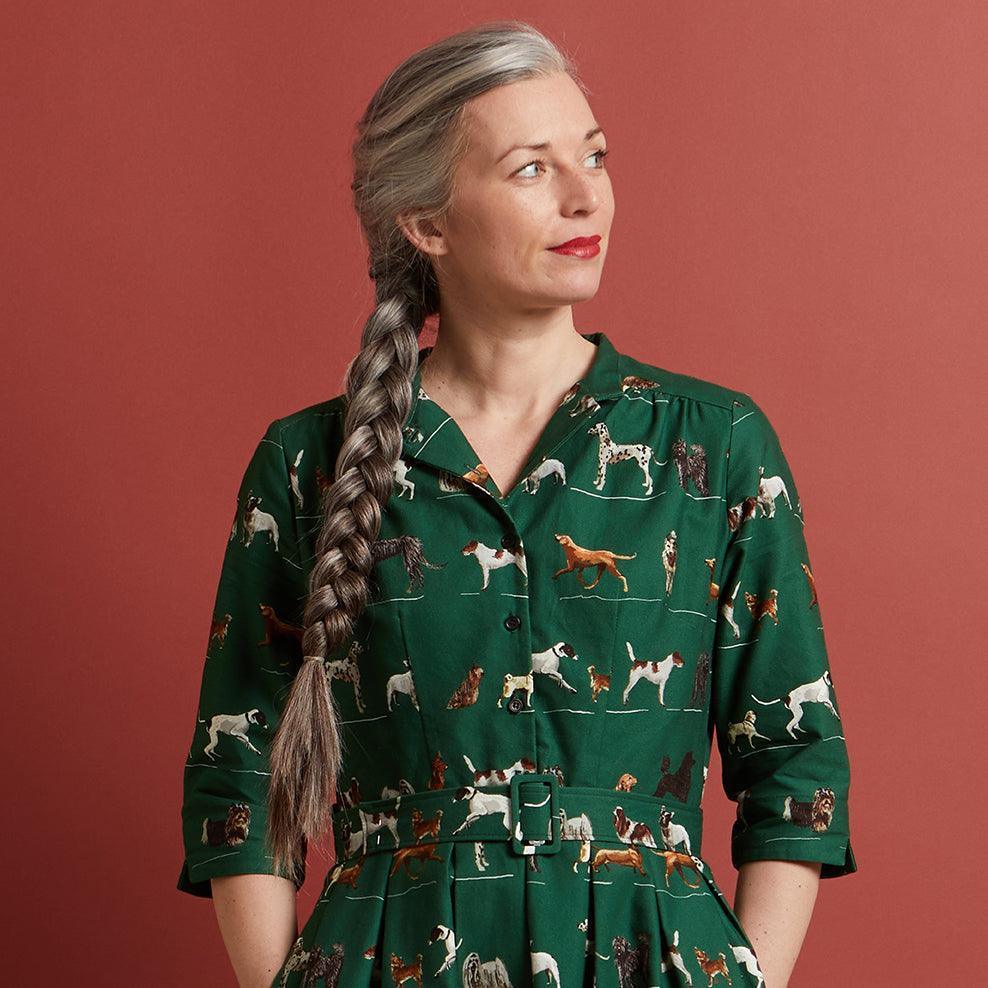 cynthia/porcelain dogs/green