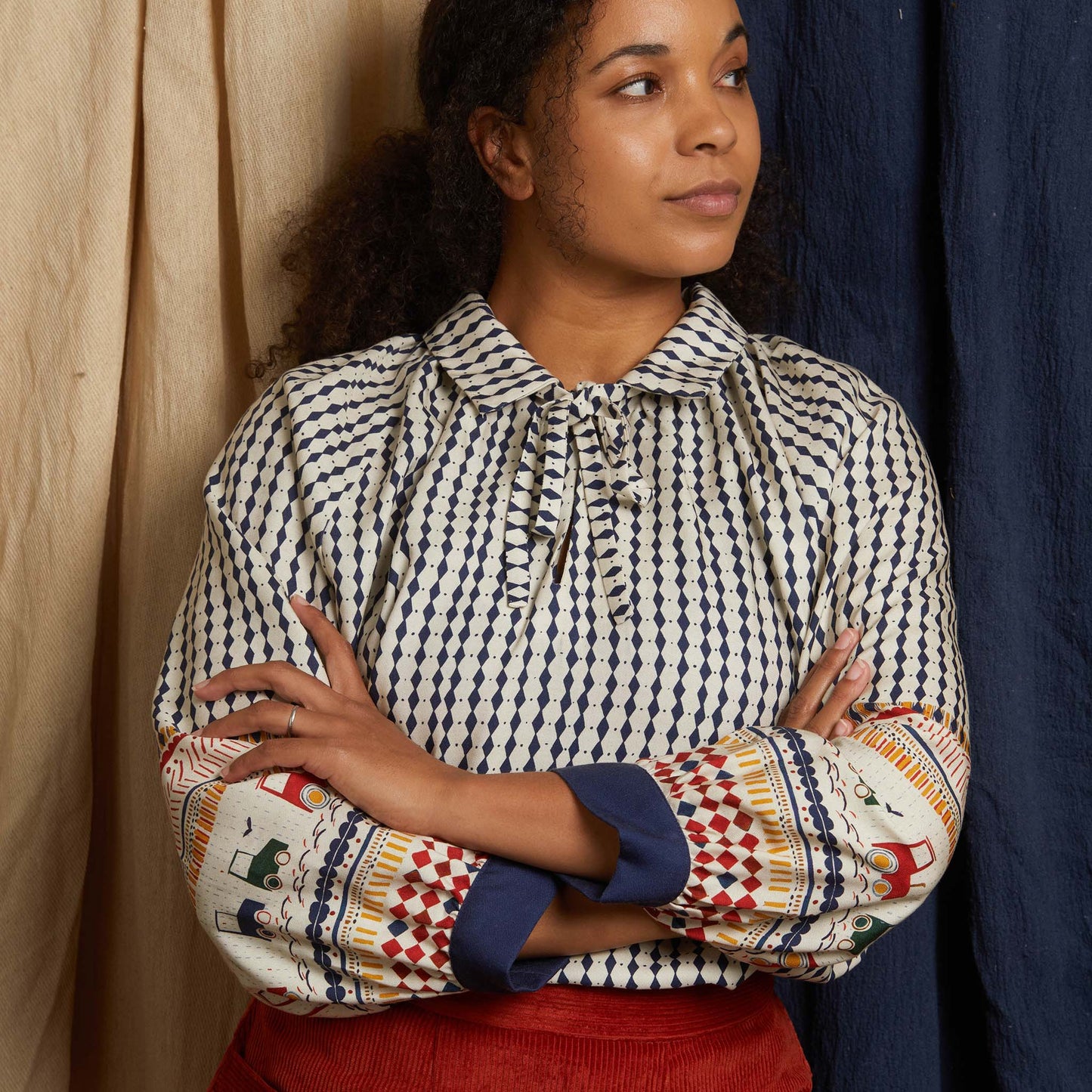 joan/tractor folk/beige