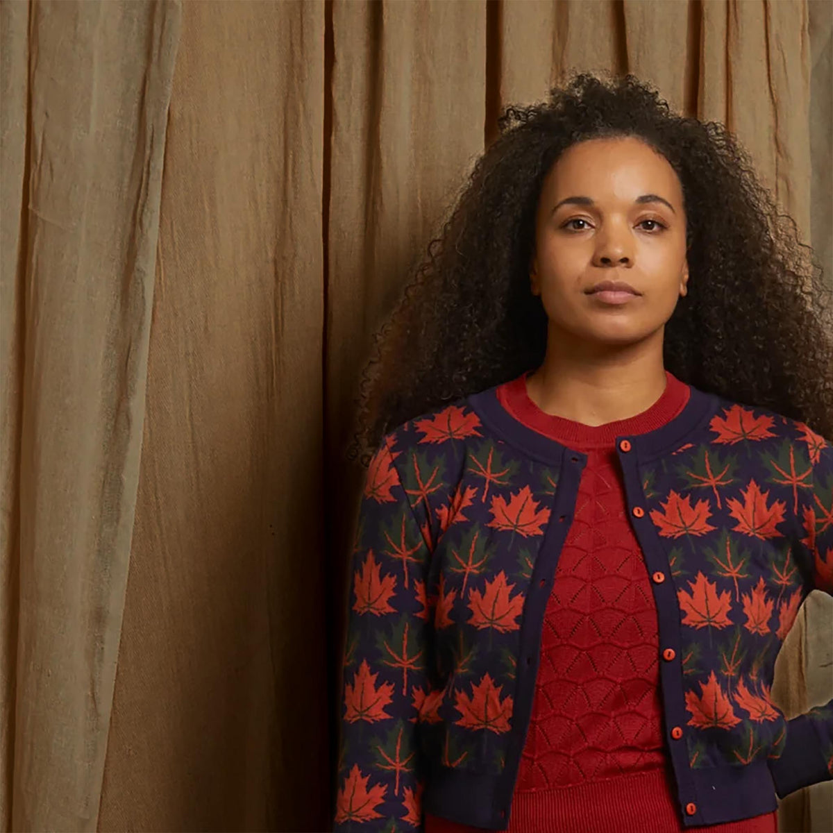 cardigan/jacquard autumn leaves/navy
