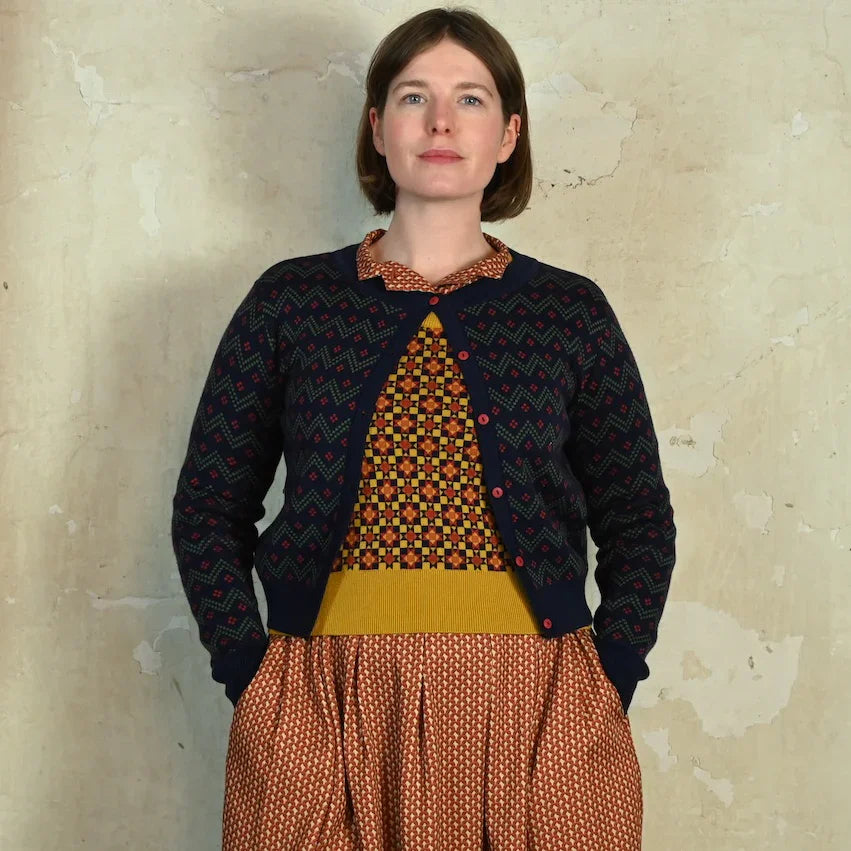 cardigan/jacquard cross hatch/navy
