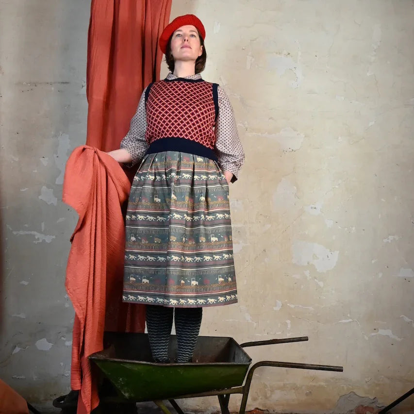 florence/spinning horses/teal