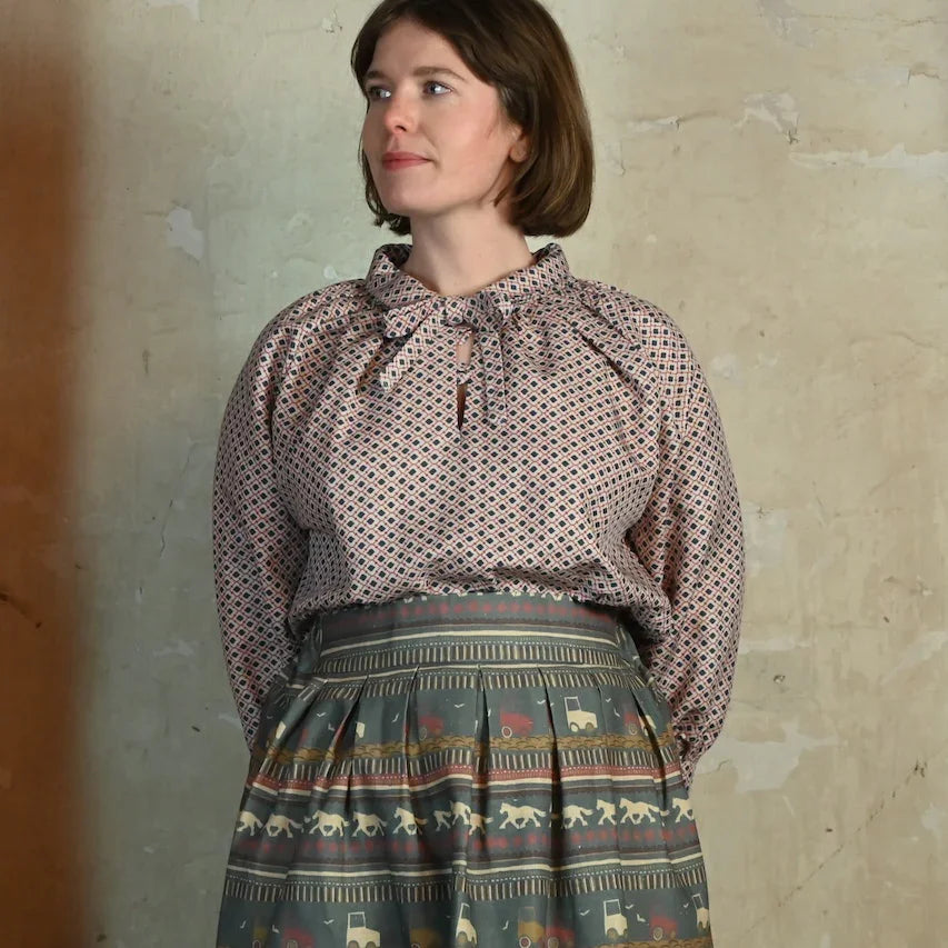 florence/spinning horses/teal