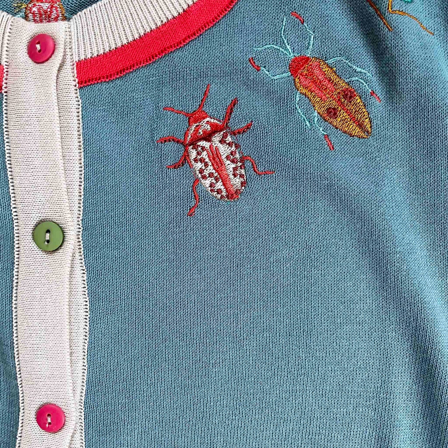 PALAVA レディース オーガニックコットン ニットカーディガン 刺繍 (ブルー x 美しい昆虫達) Vera Bugs