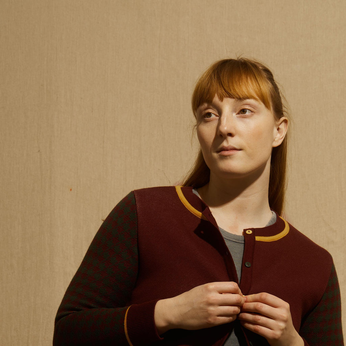 cardigan/jacquard long eared owl/burgundy