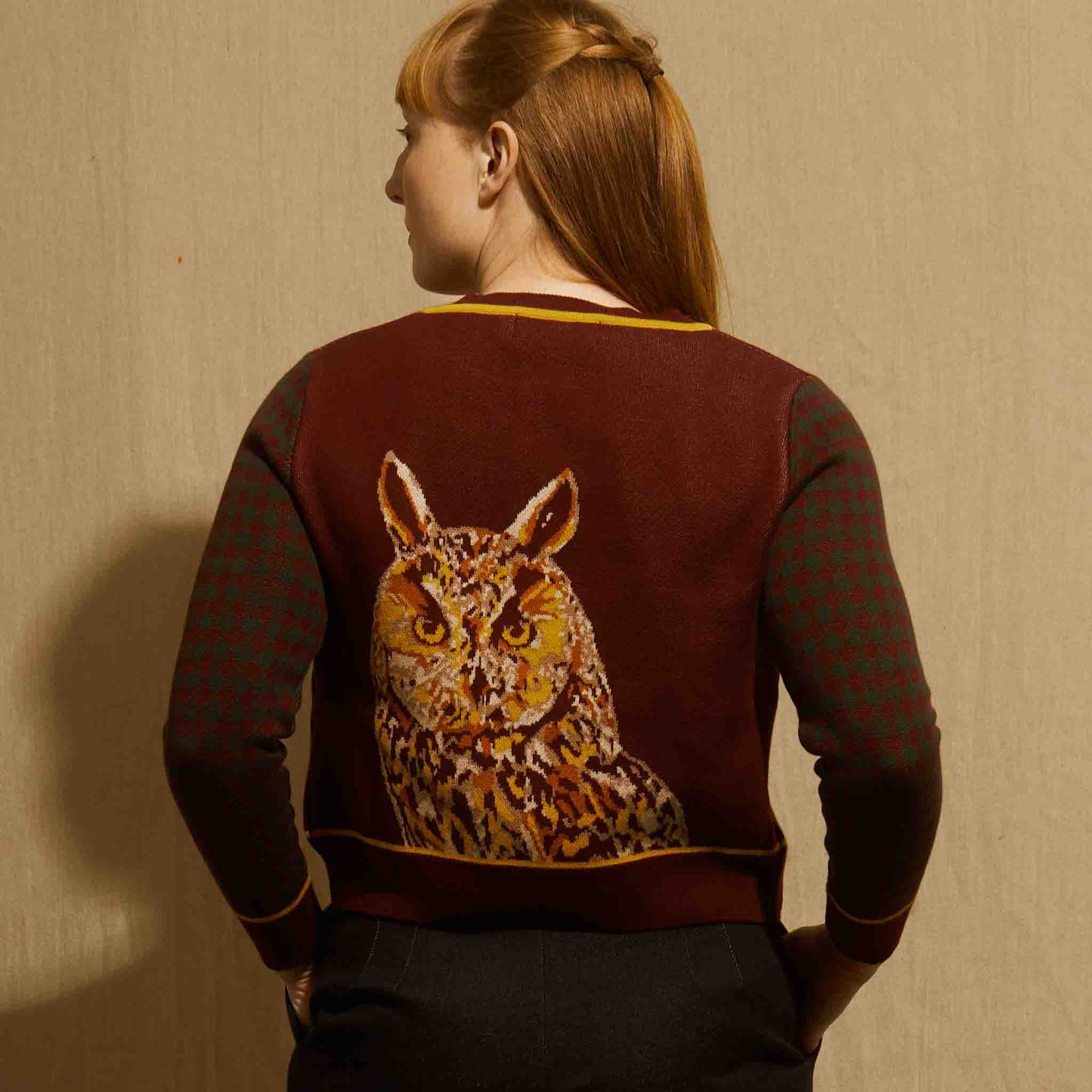 cardigan/jacquard long eared owl/burgundy
