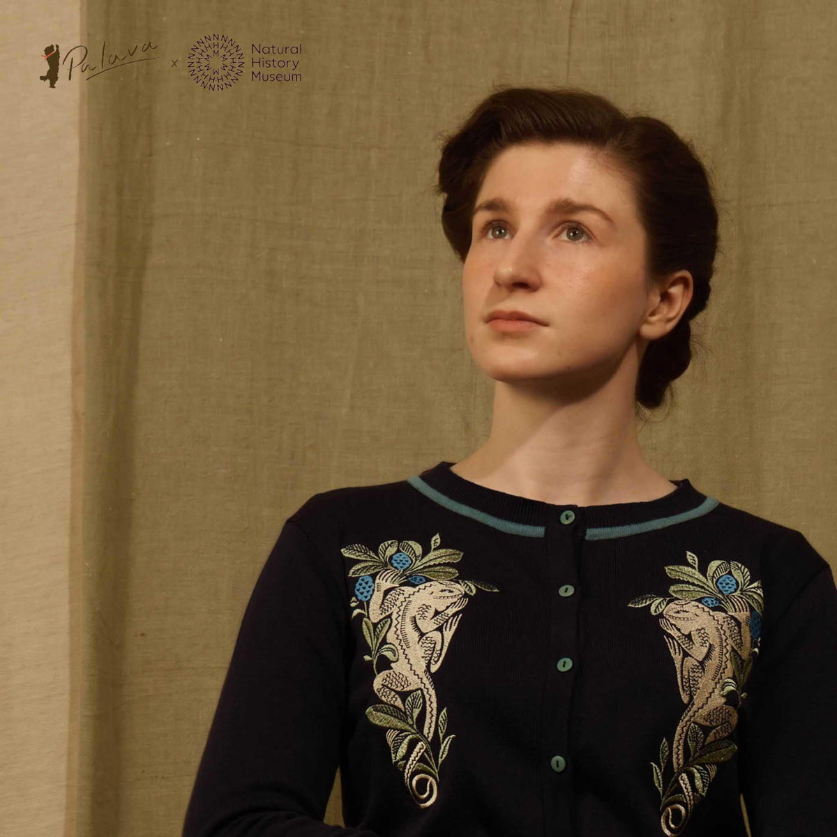 classic cardigan/lizards/navy-NHM collaboration