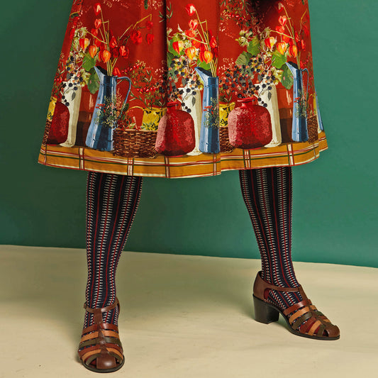 knee-high socks/navy/rocket